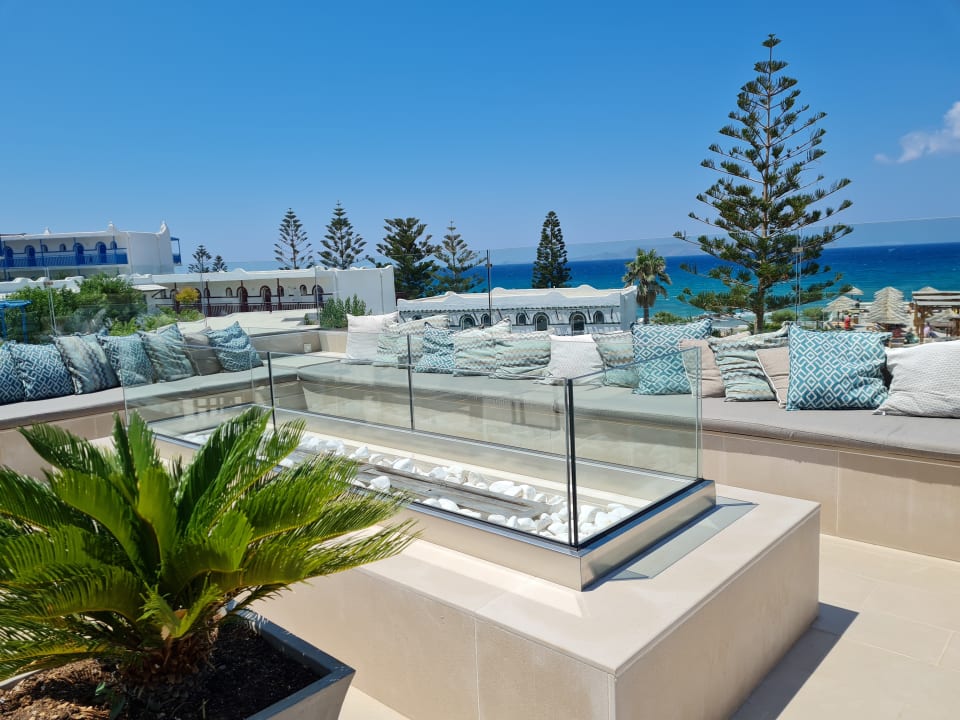 Ausblick Mitsis Rinela