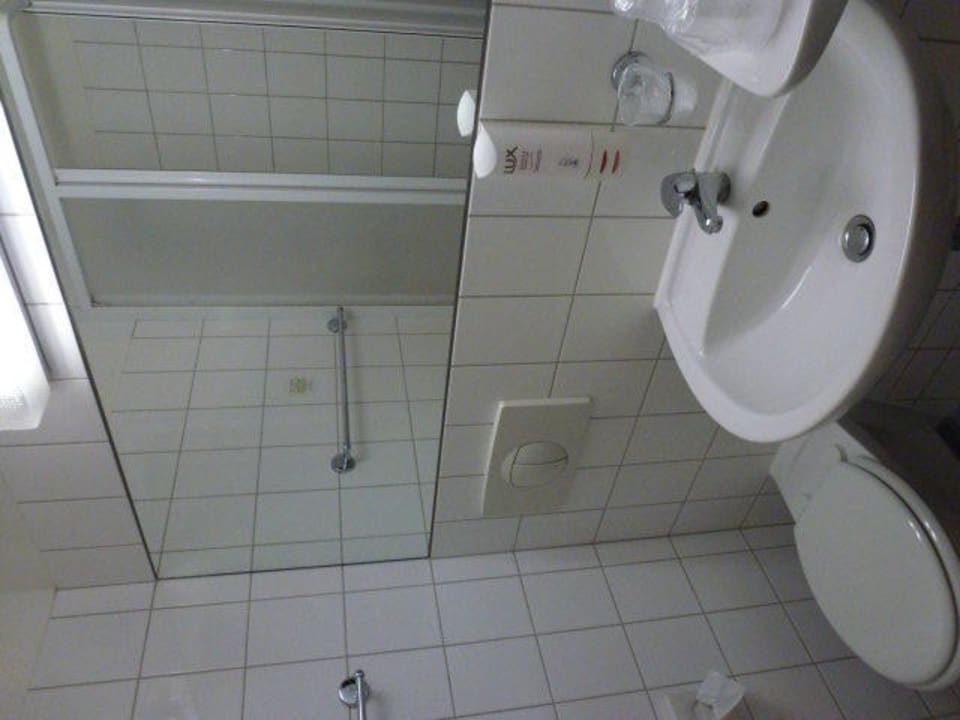 WC/Waschbecken Hotel 103