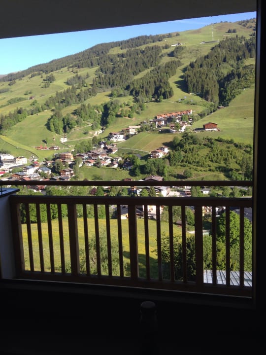 Unbedingt Talblick Zimmer nehmen!  Ellmauhof - das Generationenresort