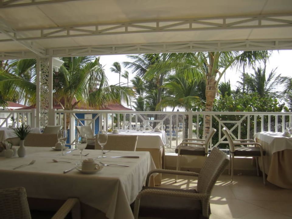 Frühstück Nähe Strand Bahia Principe Luxury Ambar