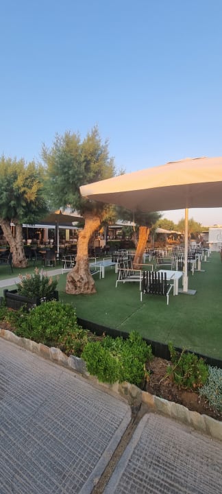 Gastro Anissa Beach & Village
