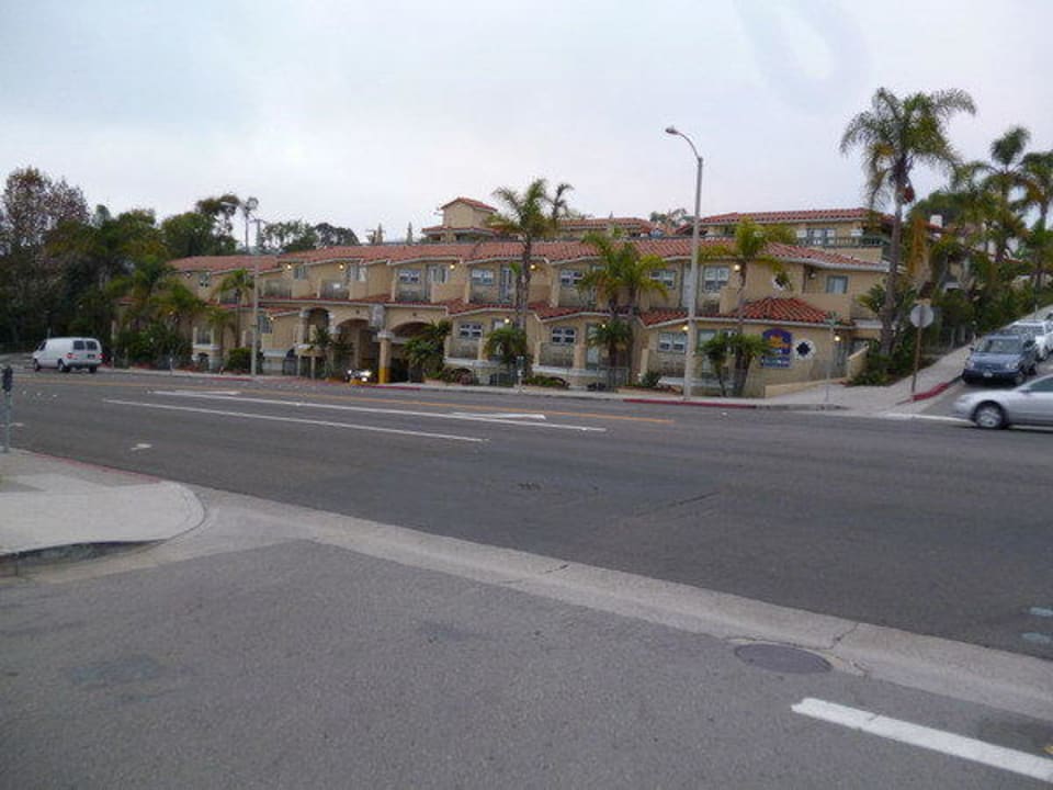 Von aussen Laguna Brisas Hotel