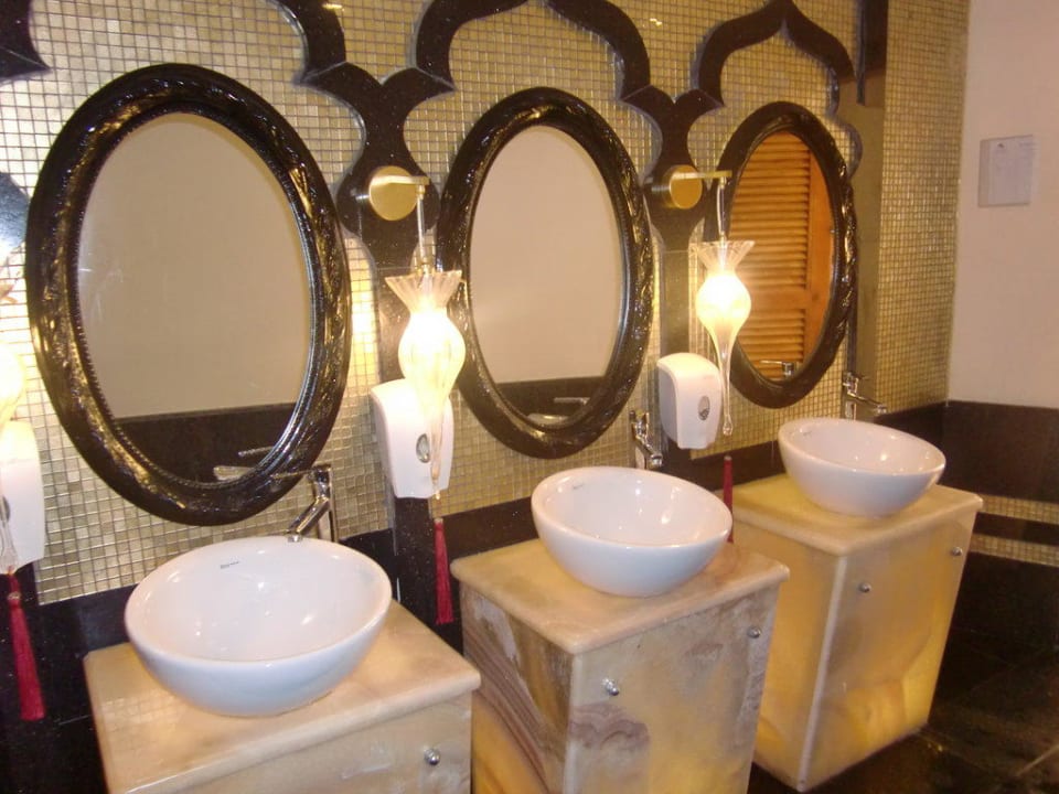 WCs Diamond Excellence Resort & Spa