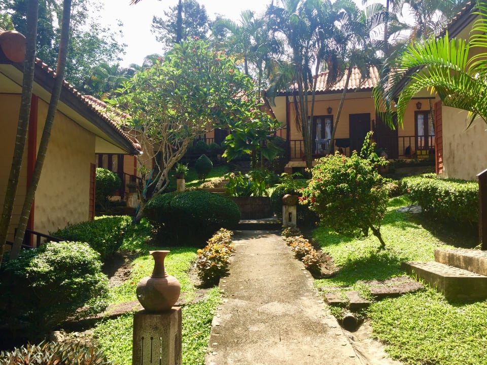 Gartenanlage Bungalows Paradise