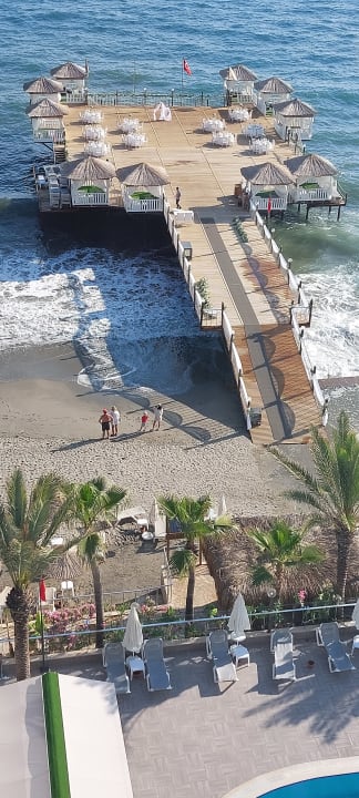 Strand Aria Resort & Spa