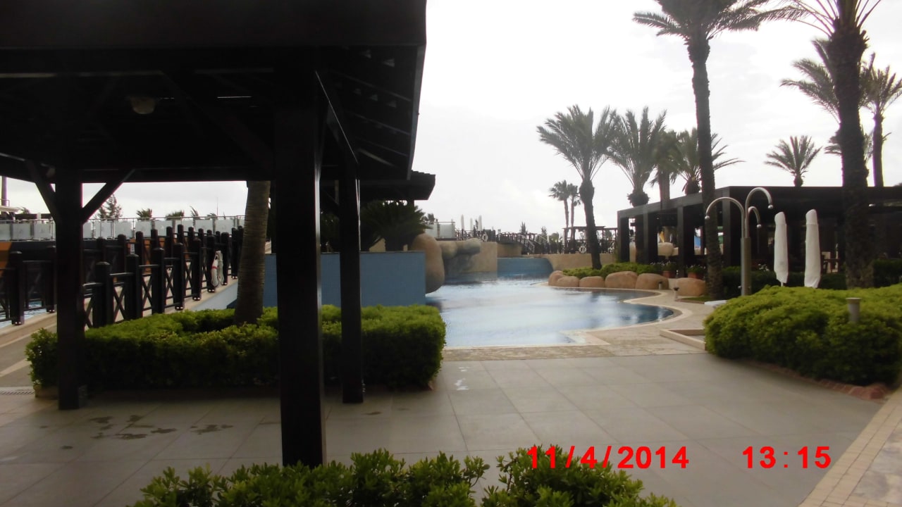 Ein Teil des Pools Fame Residence Lara & Spa