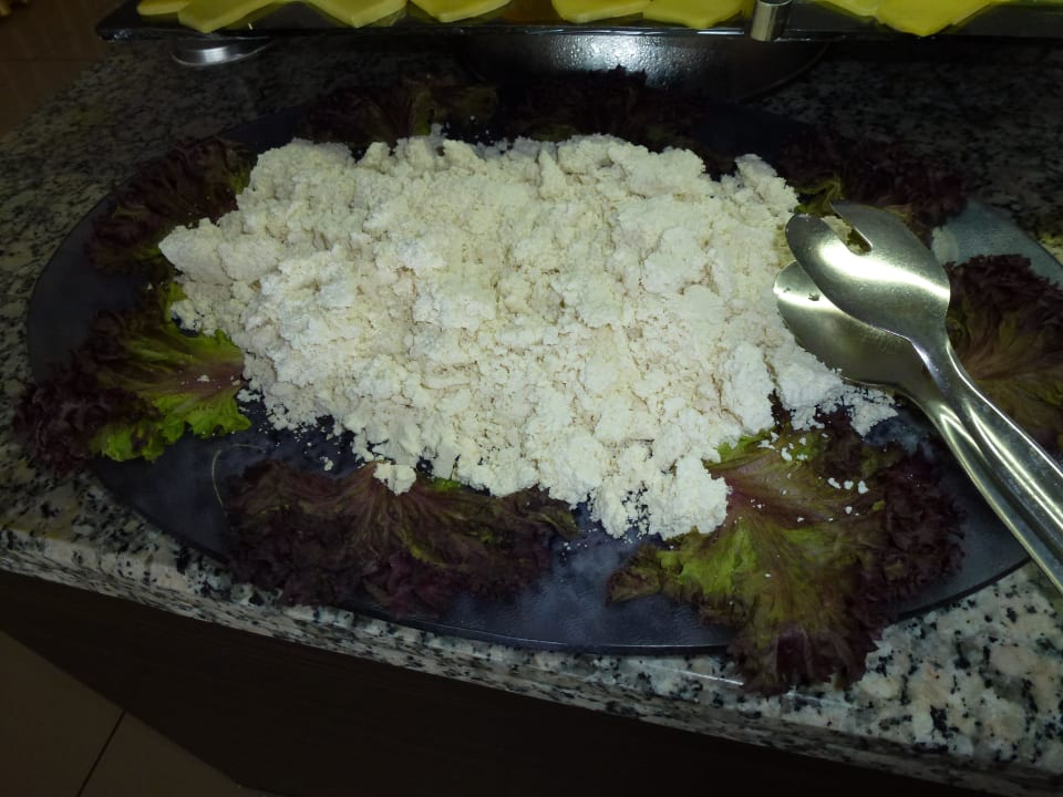 "Frische Salatblätter"  Side Altinkum Hotel