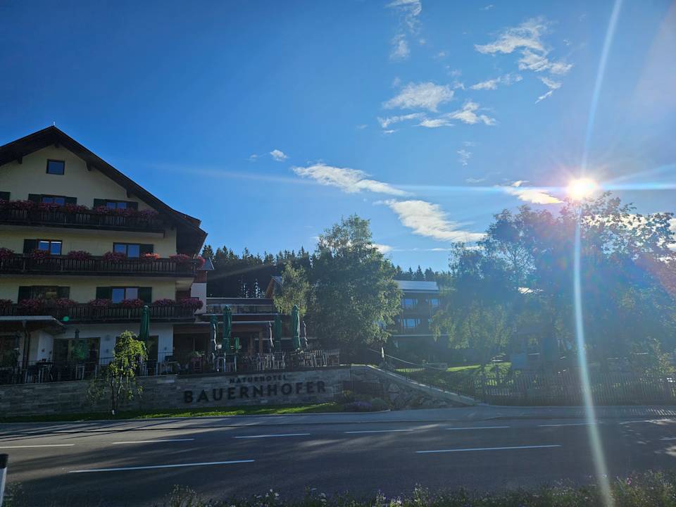 Außenansicht Naturhotel Bauernhofer