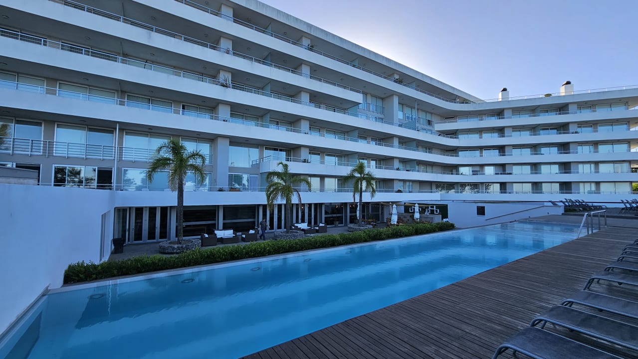 Außenansicht Hotel Dazzler Colonia