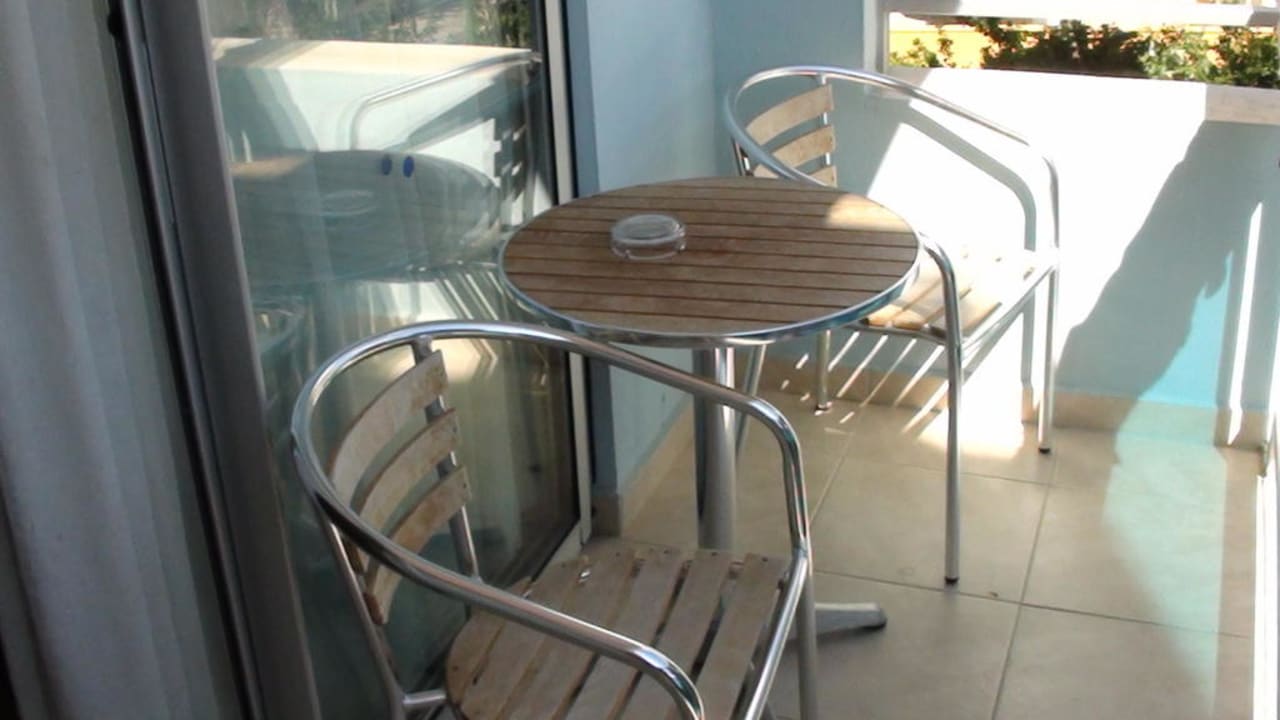 Gemütlicher Balkon Blue Diamond Alya