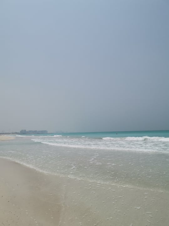 Strand Rixos Premium Saadiyat Island