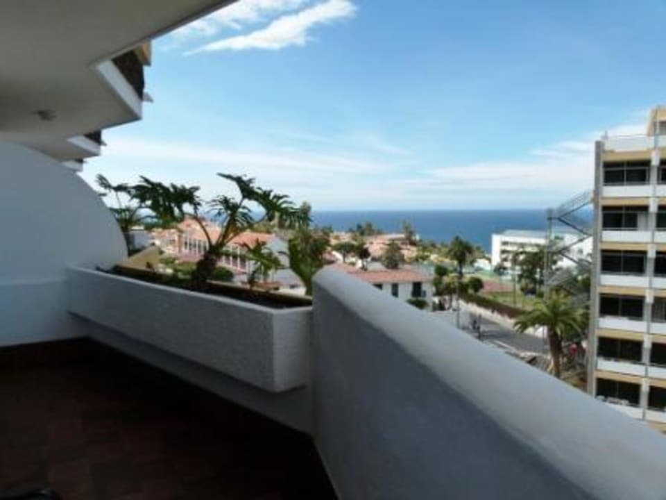 Balkonausblick nach links BLUESEA Complejo Puerto Resort (Canarife y Bonanza Palace))