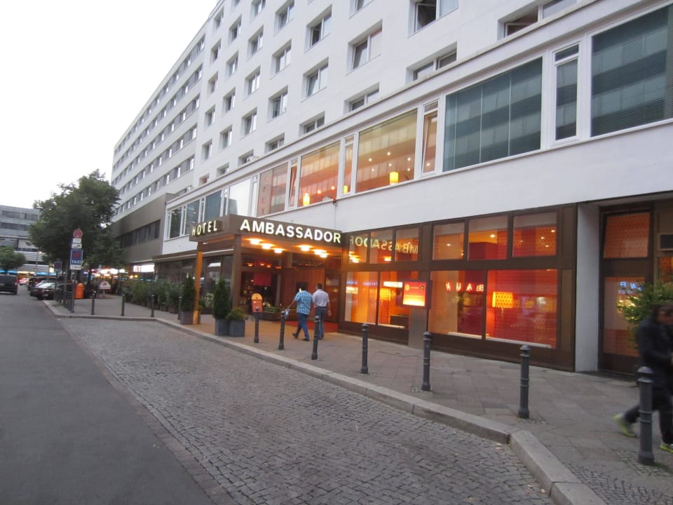 Eingangsbereich SORAT Hotel Berlin