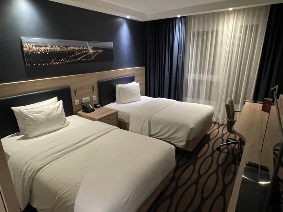 Zimmer Hampton By Hilton Frankfurt Airport