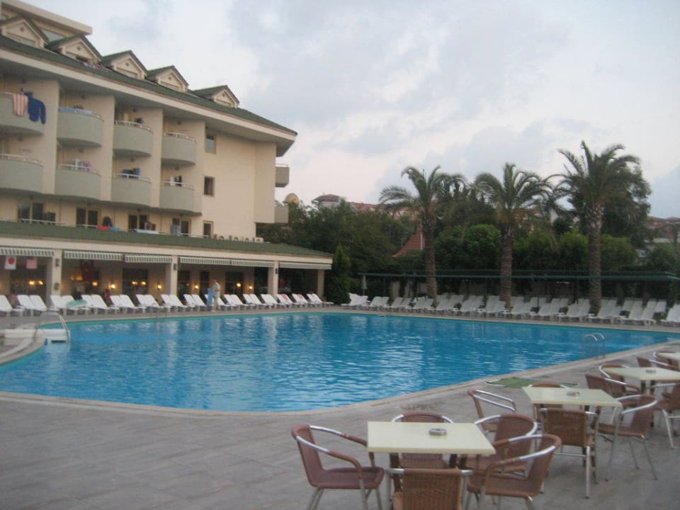 Großer Pool Side Breeze Hotel