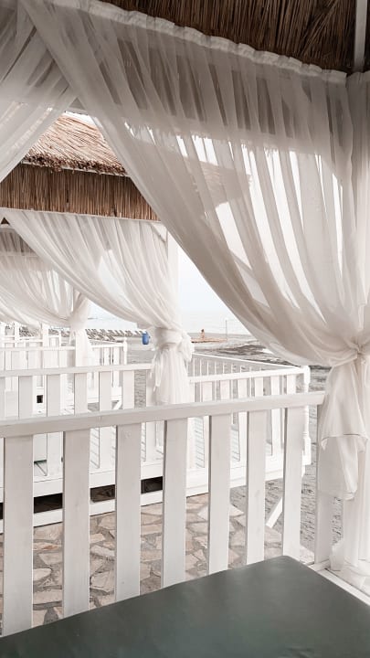 Strand Aria Resort & Spa