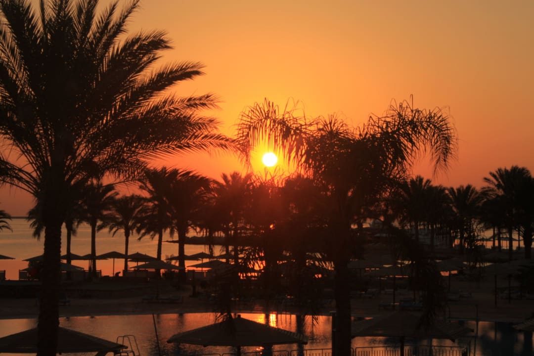 На рассвете Continental Hotel Hurghada