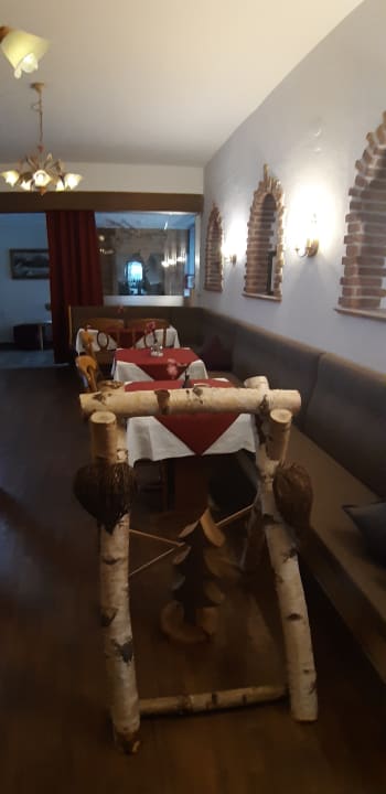 Gastro Garni Hotel - Das Alpin Kaiserzeit