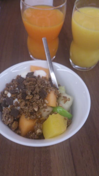 Frühstück Hampton by Hilton Berlin City West