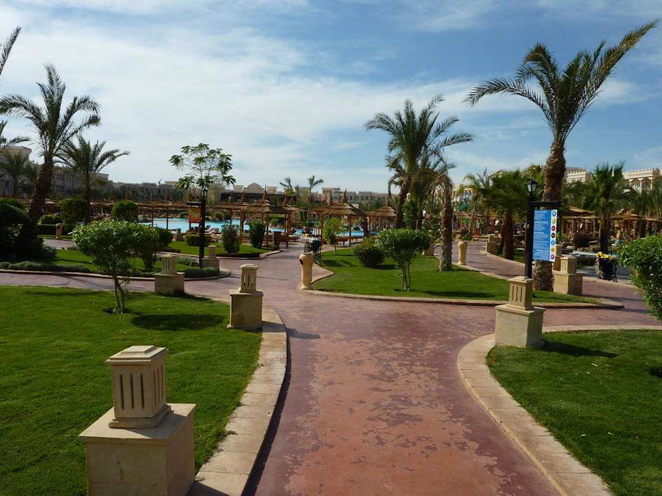 Garten / Poollandschaft Pickalbatros Palace Resort