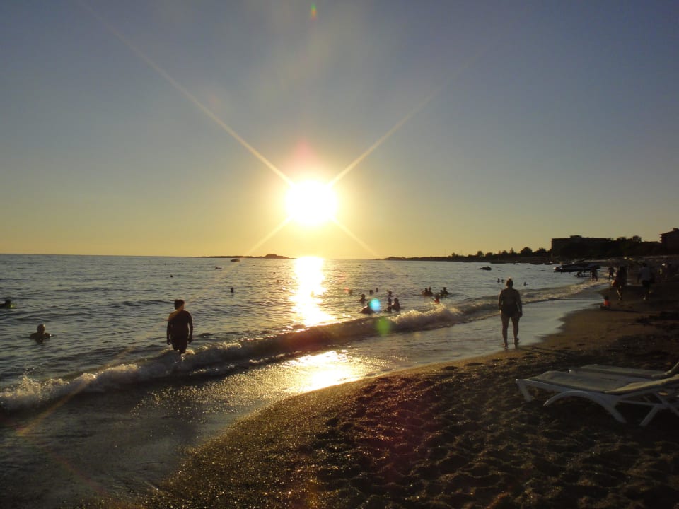 Sonnenuntergang Sealife Buket Resort & Beach