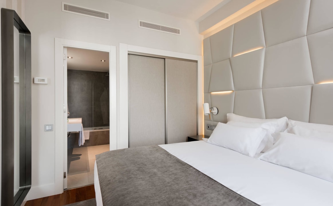 Room NH Collection Madrid Colón