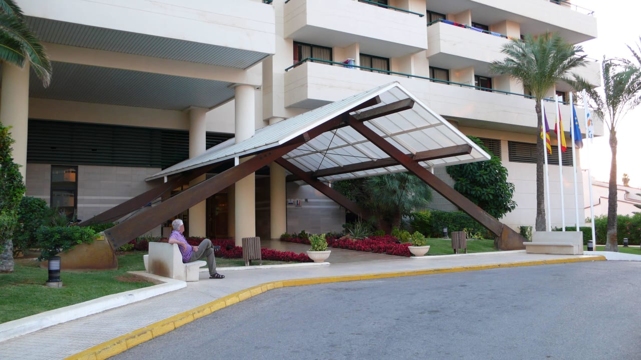 Hoteleingang Welikehotel Marfil Playa