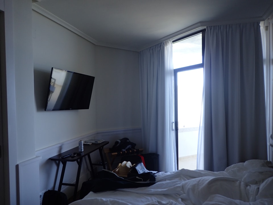 Zimmer Hotel H10 Conquistador