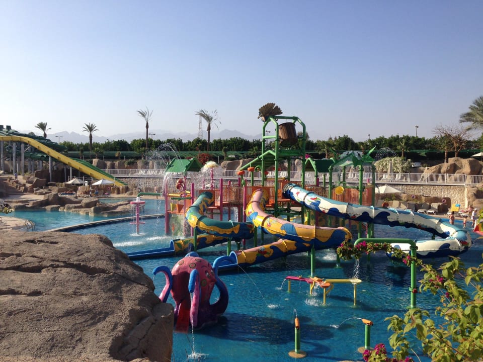 Аквапарк Reef Oasis Beach Resort