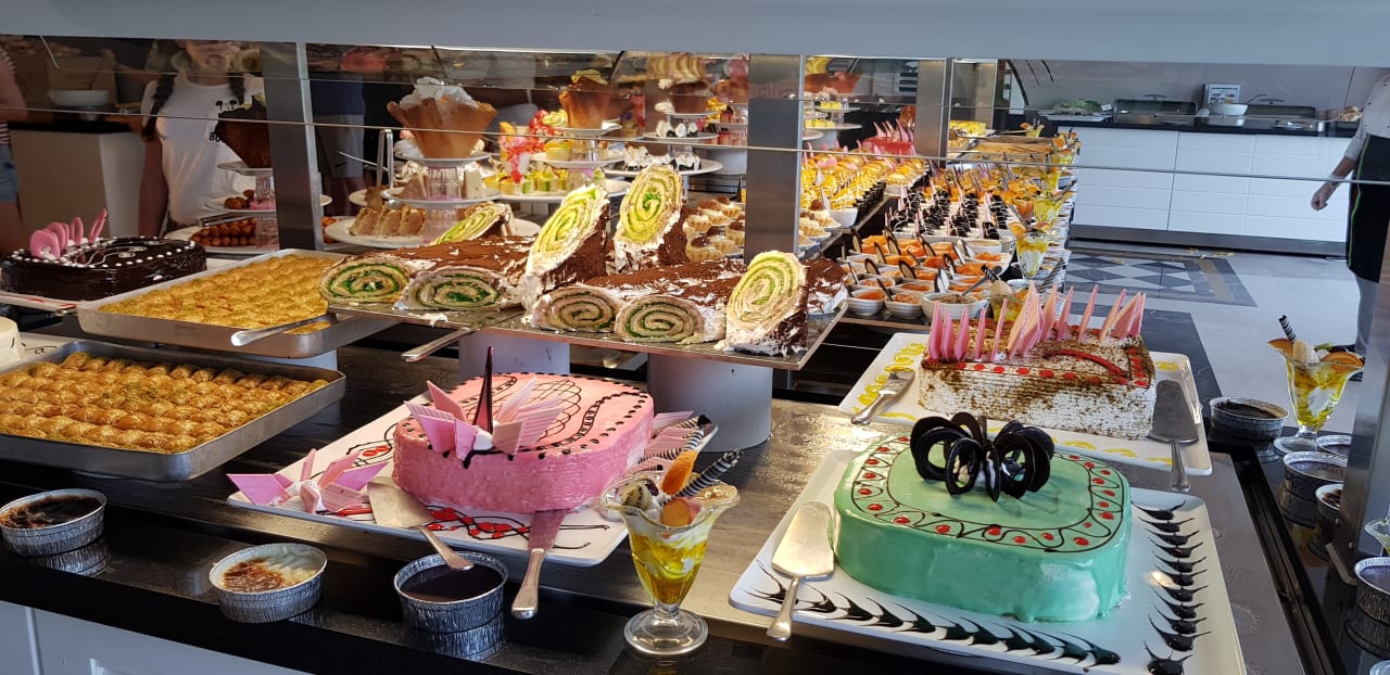 Gastro Serenis Hotel