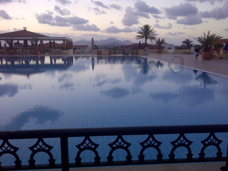 Blick von der Außenterrasse des Restaurants Porto Bello Royal