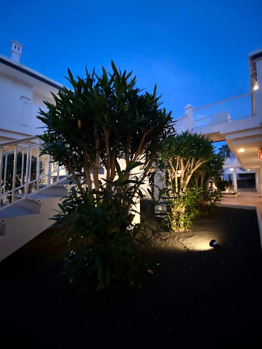 Außenansicht H10 Ocean Suites