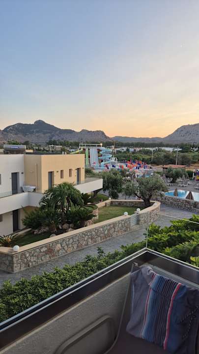 Außenansicht Atlantica Mikri Poli Rhodes