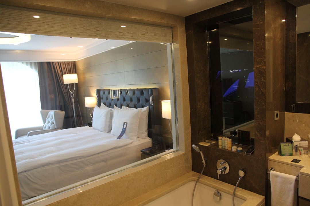 Business Room Radisson Blu Hotel Istanbul Sisli