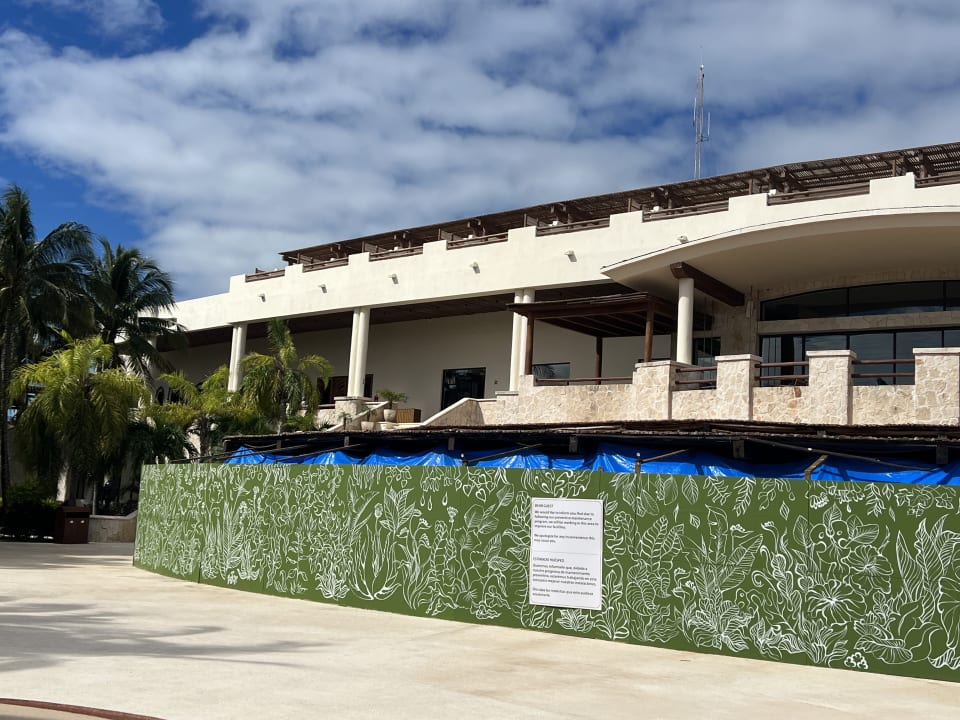 Außenansicht Secrets Akumal Riviera Maya - Adults only