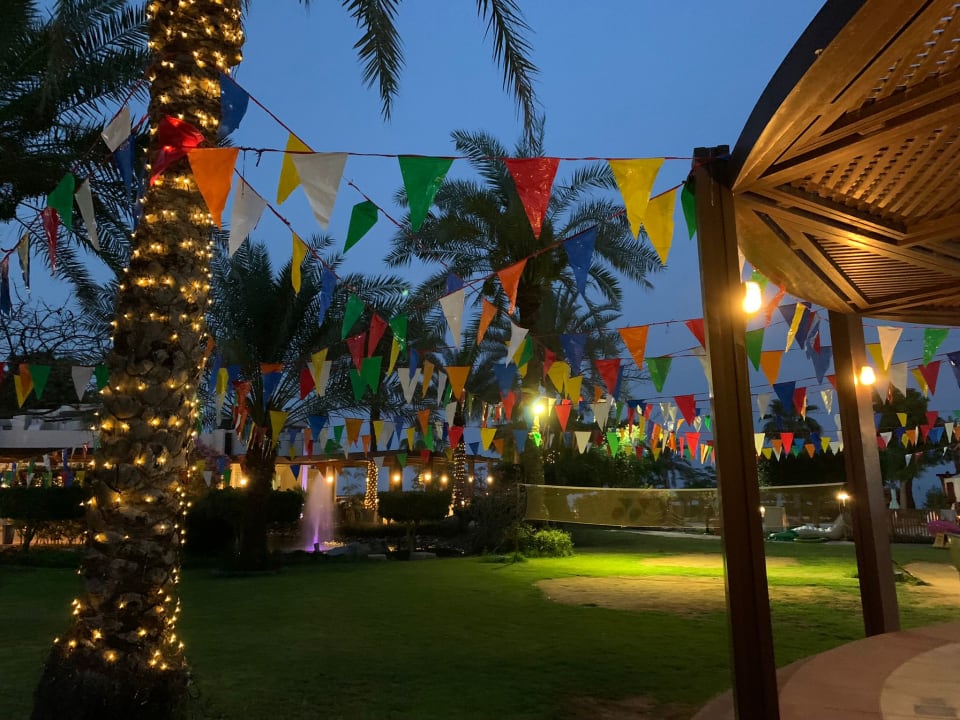 Gartenanlage Hotel Le Meridien Al Aqah Beach Resort