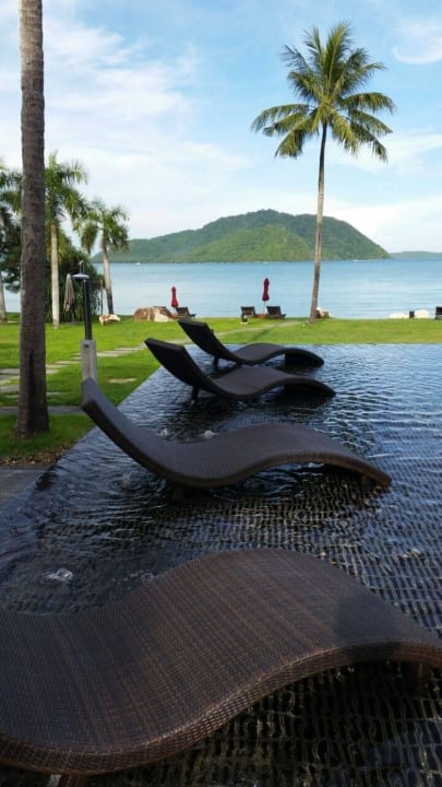 Pool  Hotel The Vijitt Resort Phuket