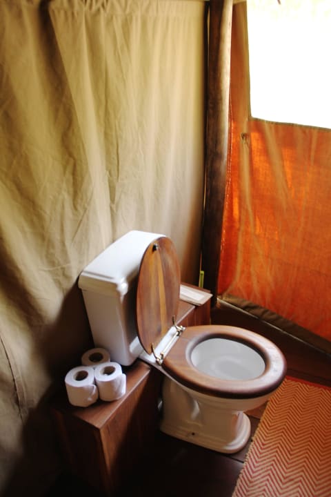 Mehr kann man in einem "Safarizelt" nicht erwarten Ndarakwai Ranch Camp