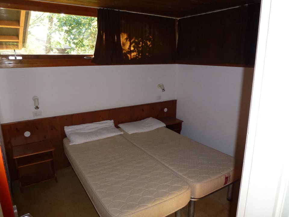 Schlafzimmer Eltern Isamar Holiday Village