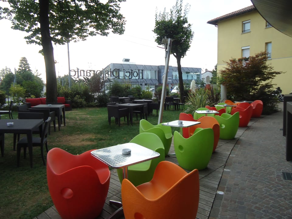 Außenbereich (Blick zur Straße) Hotel Là Di Moret