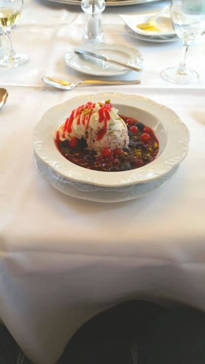 A la Carte Waldhotel Tannenhäuschen