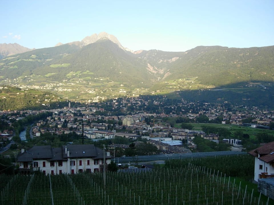 Ausblick auf Meran,ab 16 Uhr schon im Schatten! Giardino Marling