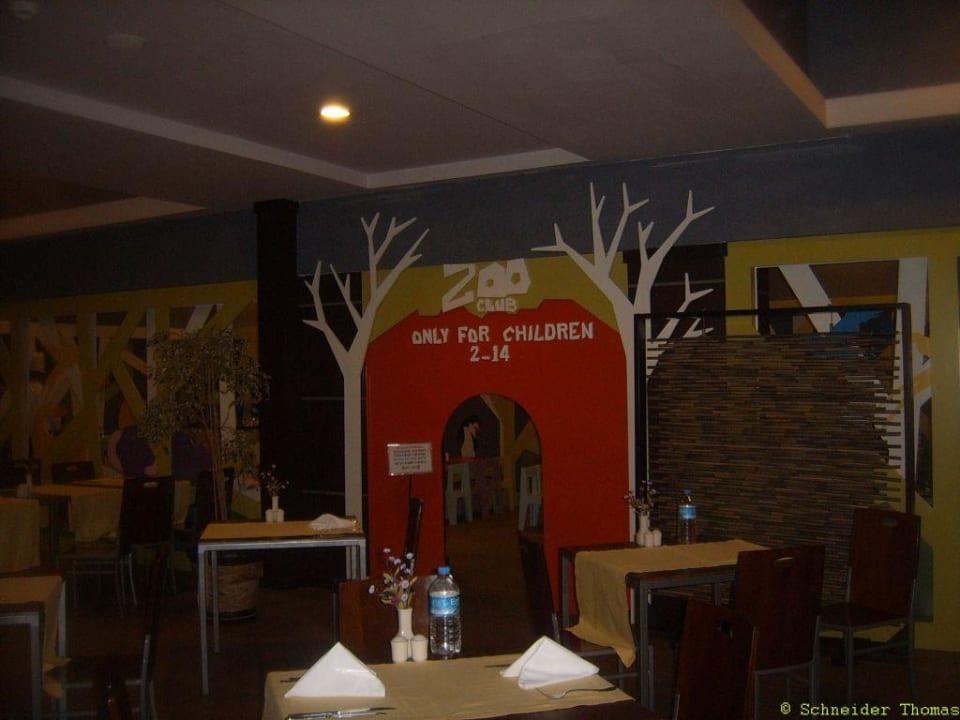 Zoo Club im Spiesesaal Limak Lara Deluxe Hotel & Resort