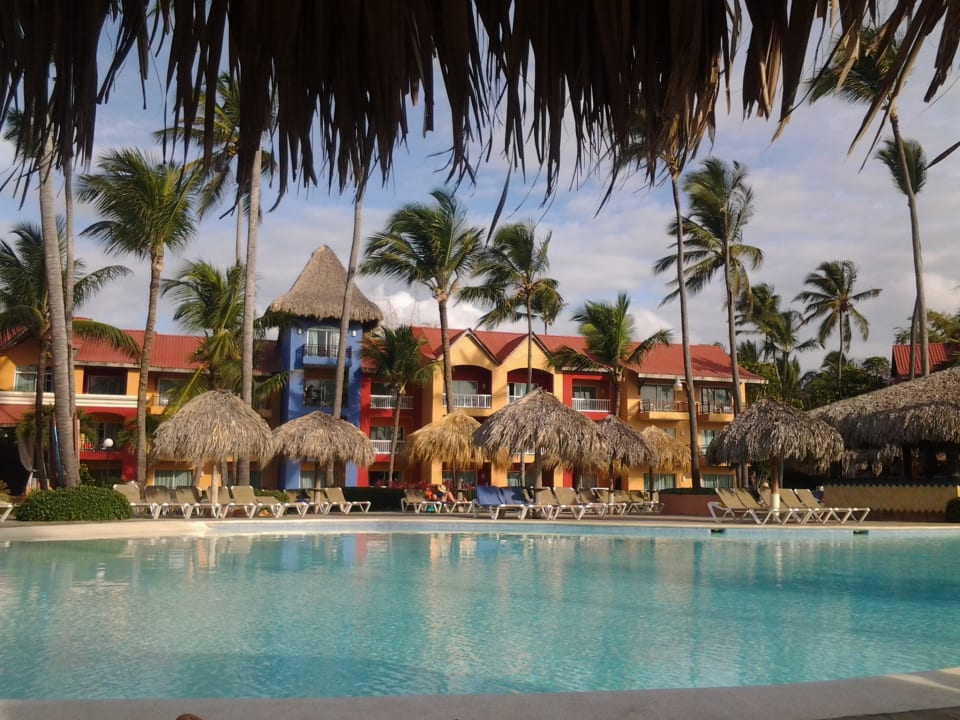 Pool Punta Cana Princess All Suites Resort & Spa