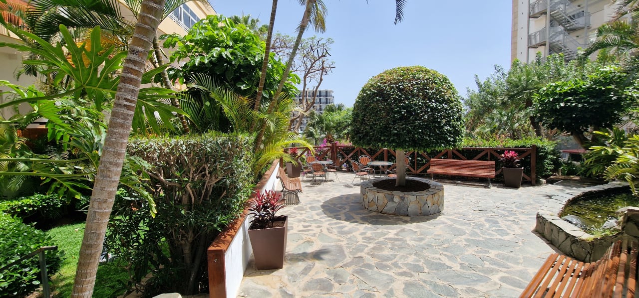 Gartenanlage allsun Hotel Lucana