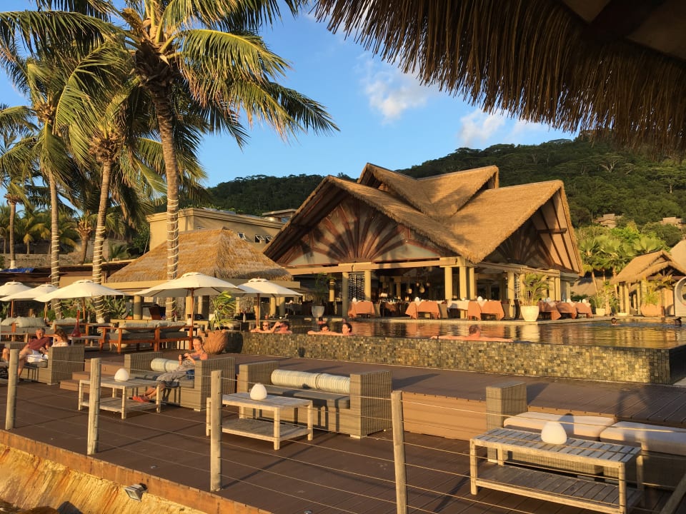 Außenansicht Le Domaine de l'Orangeraie