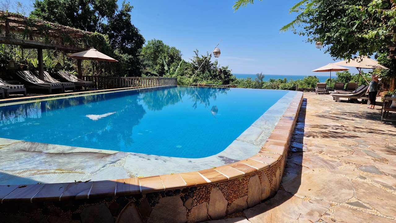 Pool Veranda Natural Resort