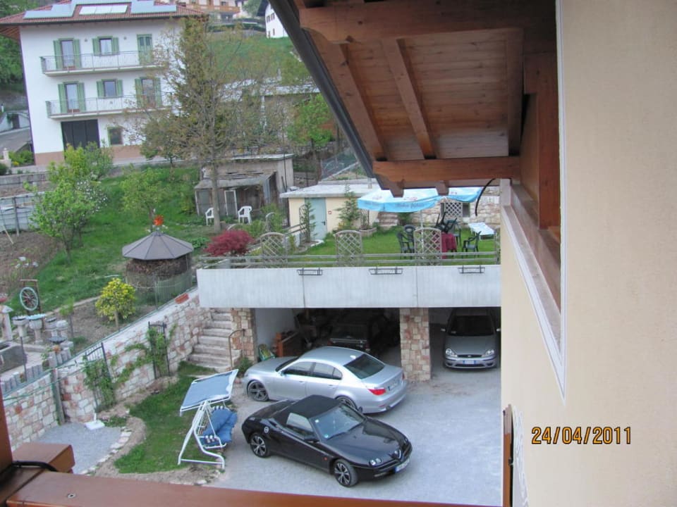 Gartenanlage und Parkplatz Hotel San Lorenzo