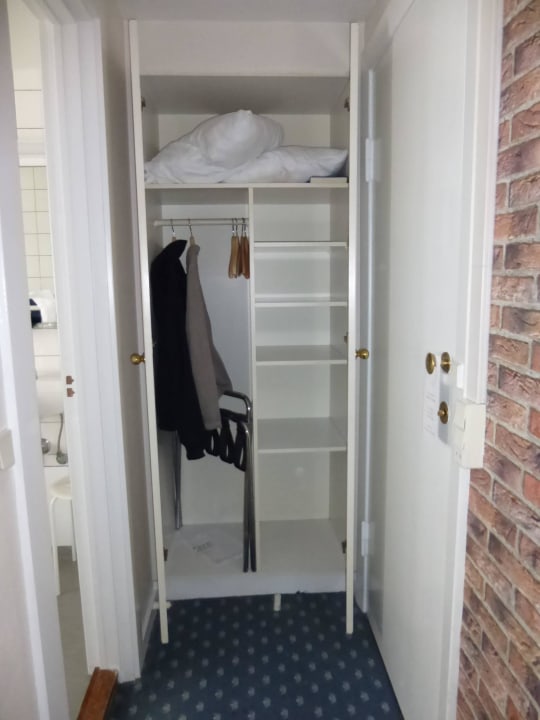 Einbauschrank - Flur Hotel Christian IV