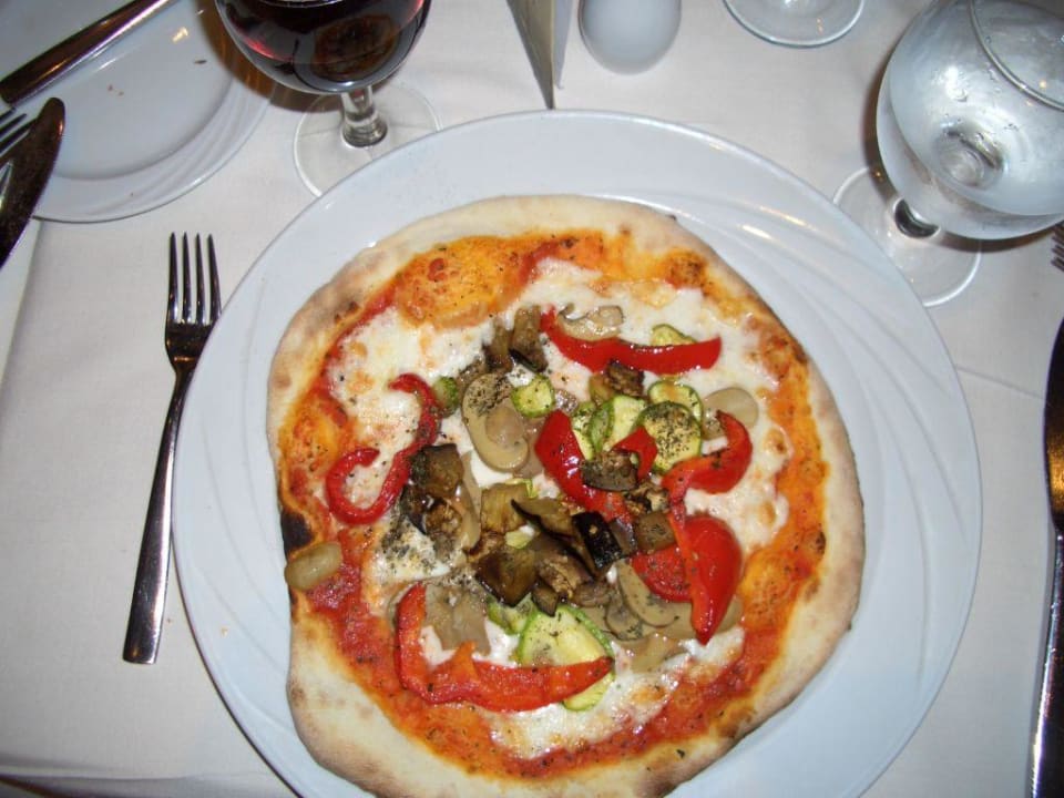Pizza Statione im italianischen Restaurant Grand Makadi